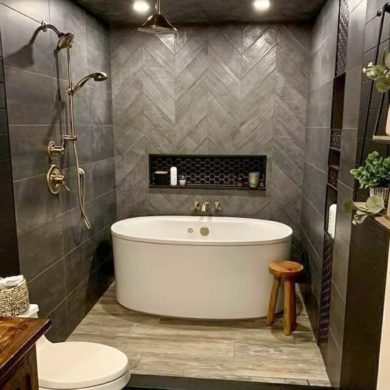 Bathroom Tub